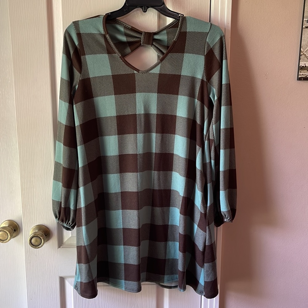 Acting Pro dress